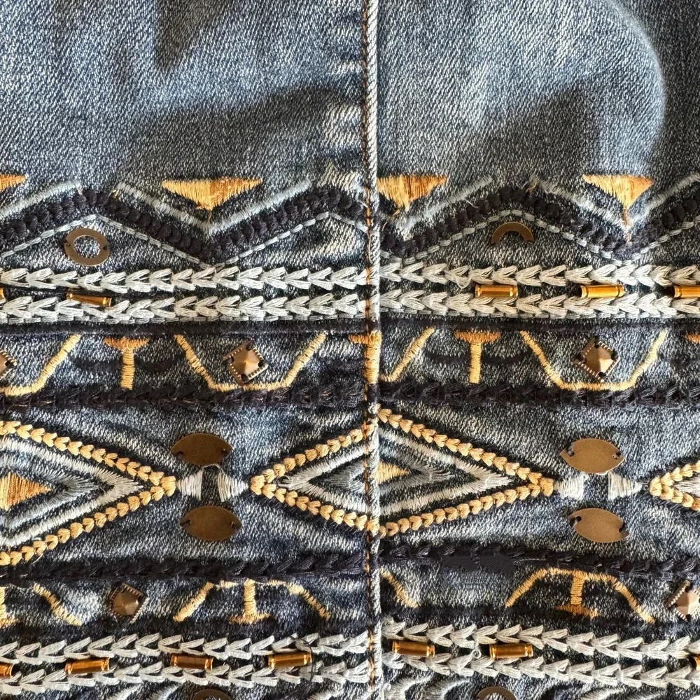DRIFTWOOD Blue Cropped Jeans with Aztec Embroidered Cuffs